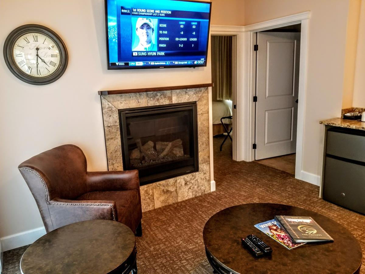 Resort At Eagle Point Golf Club Lodging 外观 照片